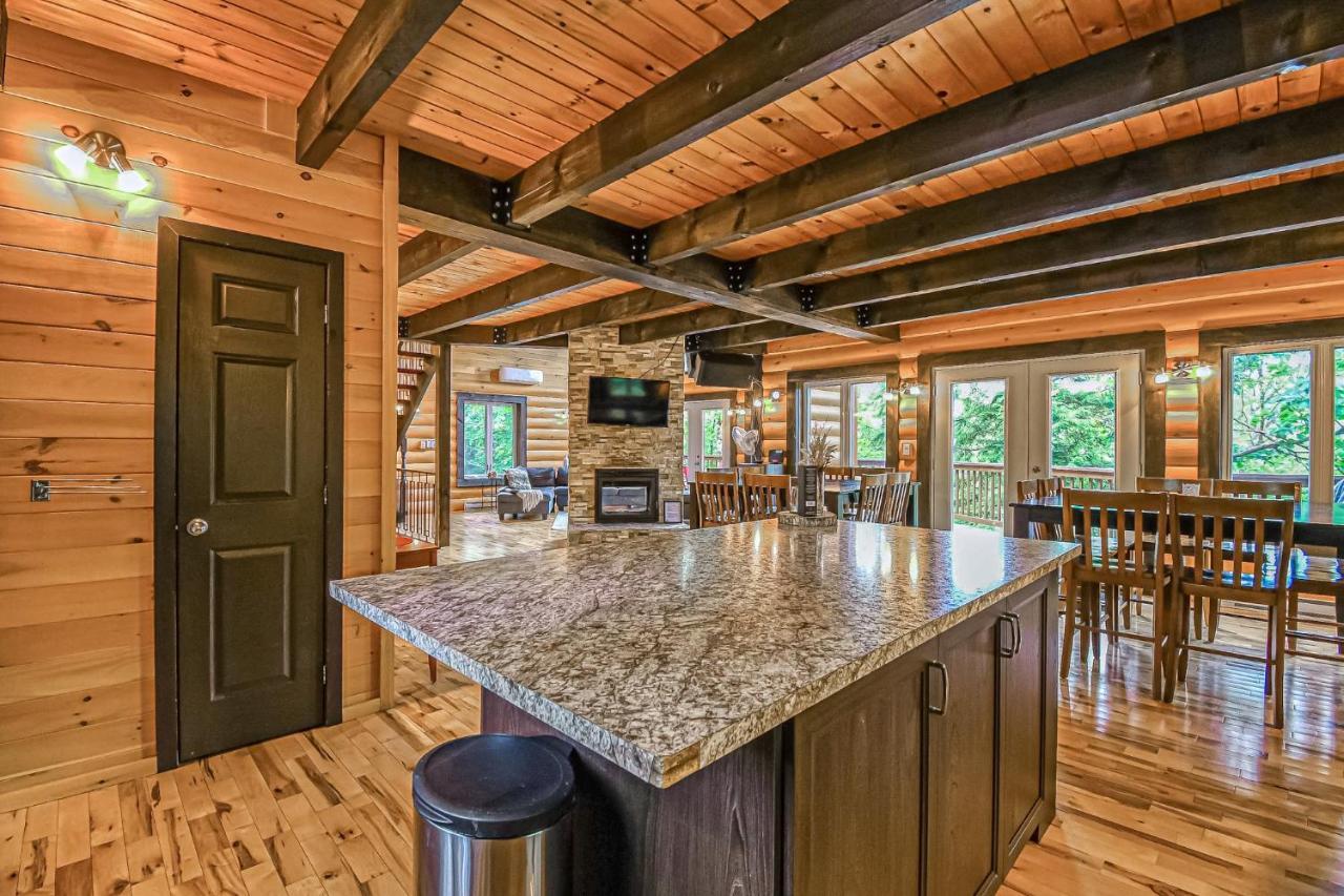 Brown Bear Lodge Brownsburg Dış mekan fotoğraf