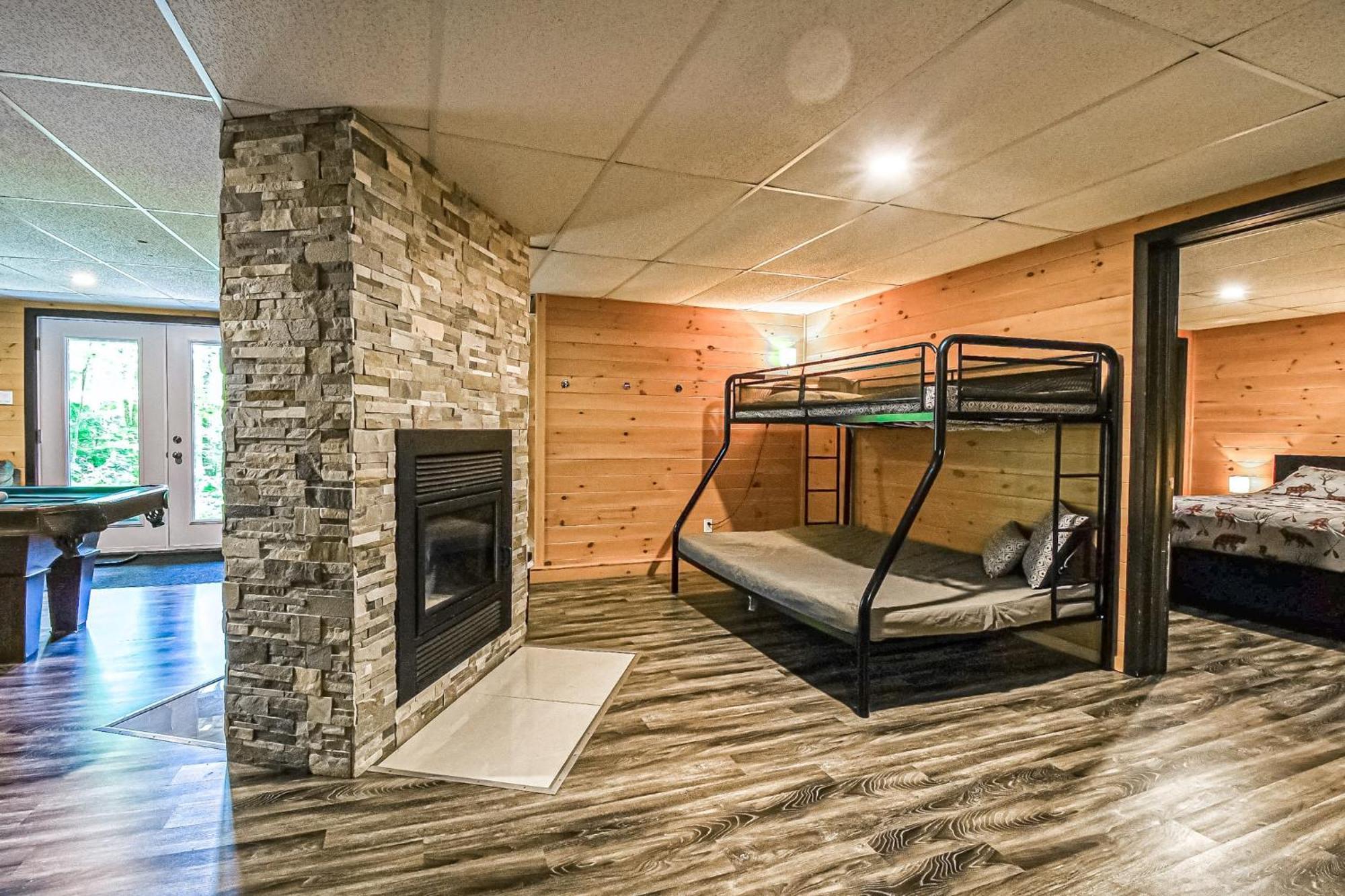Brown Bear Lodge Brownsburg Dış mekan fotoğraf